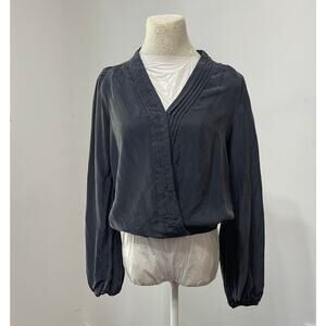 EVEREVE charcoal tone, pleated V-neckline, and puff sleeves blouse sz S modern